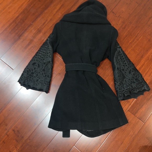 Kobi Helperin Coat - Picture 2 of 4